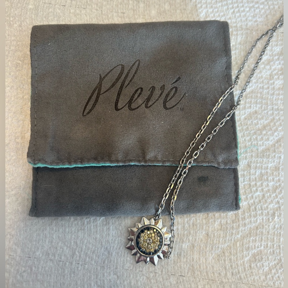 NWT - Pleve necklace | diamond sunburst